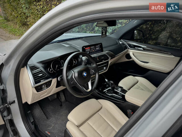 Серый БМВ Х3, объемом двигателя 2 л и пробегом 141 тыс. км за 22500 $, фото 17 на Automoto.ua