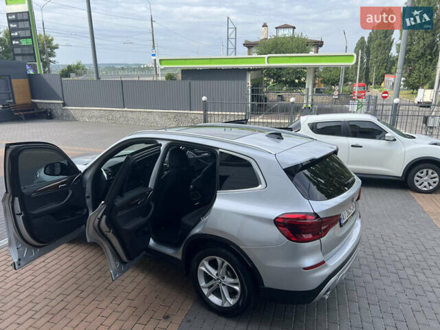 Серый БМВ Х3, объемом двигателя 2 л и пробегом 82 тыс. км за 25999 $, фото 9 на Automoto.ua
