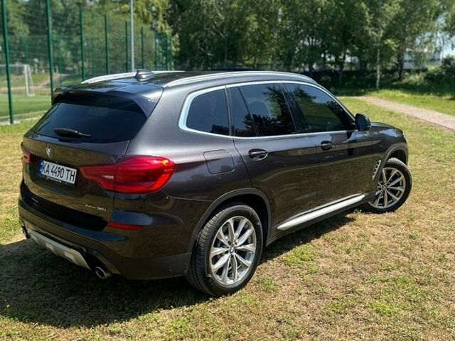 Серый БМВ Х3, объемом двигателя 2 л и пробегом 180 тыс. км за 23900 $, фото 8 на Automoto.ua