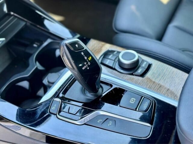 Серый БМВ Х3, объемом двигателя 2 л и пробегом 120 тыс. км за 27777 $, фото 7 на Automoto.ua