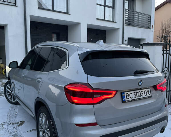 Серый БМВ Х3, объемом двигателя 2 л и пробегом 27 тыс. км за 35900 $, фото 7 на Automoto.ua