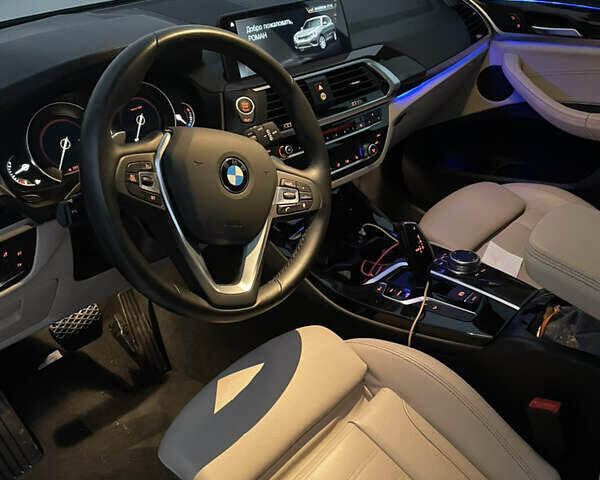 Серый БМВ Х3, объемом двигателя 2 л и пробегом 27 тыс. км за 35900 $, фото 19 на Automoto.ua