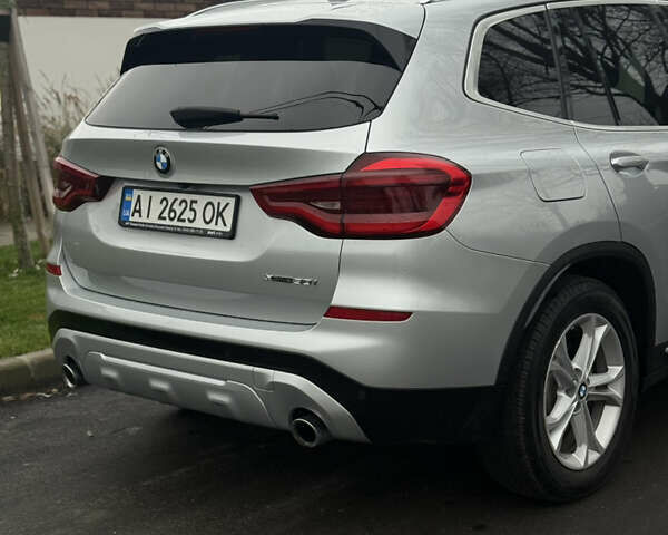 Серый БМВ Х3, объемом двигателя 2 л и пробегом 80 тыс. км за 23800 $, фото 10 на Automoto.ua