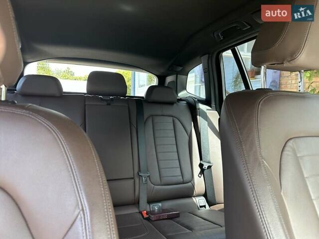 Серый БМВ Х3, объемом двигателя 2 л и пробегом 117 тыс. км за 32500 $, фото 3 на Automoto.ua