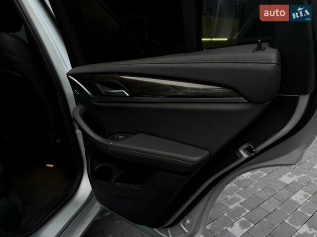 Сірий БМВ Х3, об'ємом двигуна 3 л та пробігом 131 тис. км за 33999 $, фото 52 на Automoto.ua