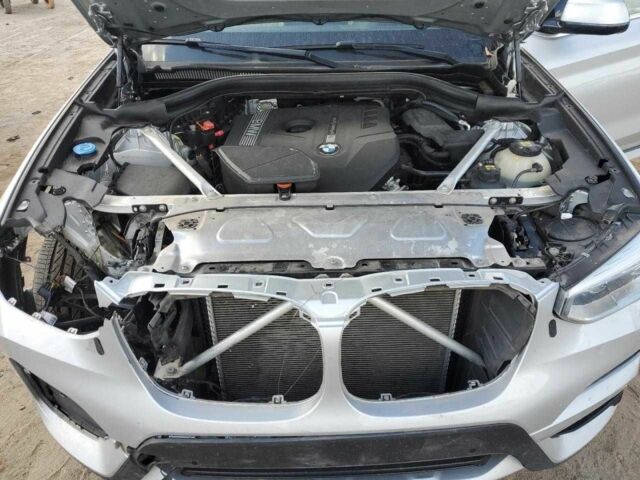 Серый БМВ Х3, объемом двигателя 2 л и пробегом 71 тыс. км за 9550 $, фото 11 на Automoto.ua