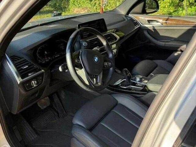 Сірий БМВ Х3, об'ємом двигуна 2 л та пробігом 122 тис. км за 20000 $, фото 2 на Automoto.ua