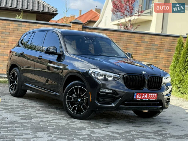 Серый БМВ Х3, объемом двигателя 2 л и пробегом 151 тыс. км за 23900 $, фото 3 на Automoto.ua