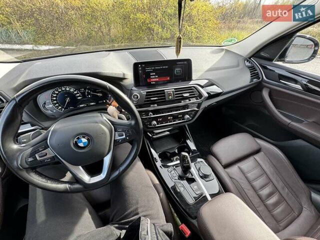 Серый БМВ Х3, объемом двигателя 2 л и пробегом 242 тыс. км за 35900 $, фото 34 на Automoto.ua