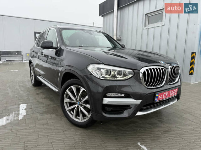 Серый БМВ Х3, объемом двигателя 2 л и пробегом 130 тыс. км за 23400 $, фото 17 на Automoto.ua