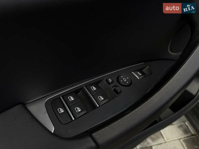 Серый БМВ Х3, объемом двигателя 2 л и пробегом 151 тыс. км за 23900 $, фото 32 на Automoto.ua