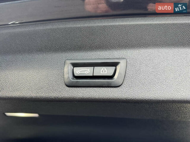 Сірий БМВ Х3, об'ємом двигуна 2 л та пробігом 150 тис. км за 27950 $, фото 35 на Automoto.ua