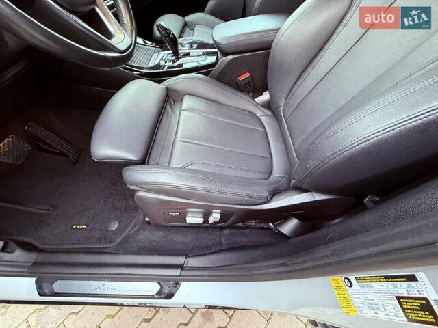 Серый БМВ Х3, объемом двигателя 2 л и пробегом 139 тыс. км за 23900 $, фото 19 на Automoto.ua