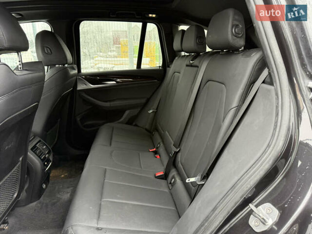 Серый БМВ Х3, объемом двигателя 2 л и пробегом 130 тыс. км за 23400 $, фото 21 на Automoto.ua