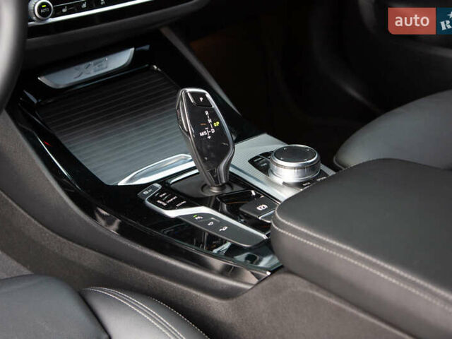 Сірий БМВ Х3, об'ємом двигуна 2.99 л та пробігом 212 тис. км за 35900 $, фото 24 на Automoto.ua