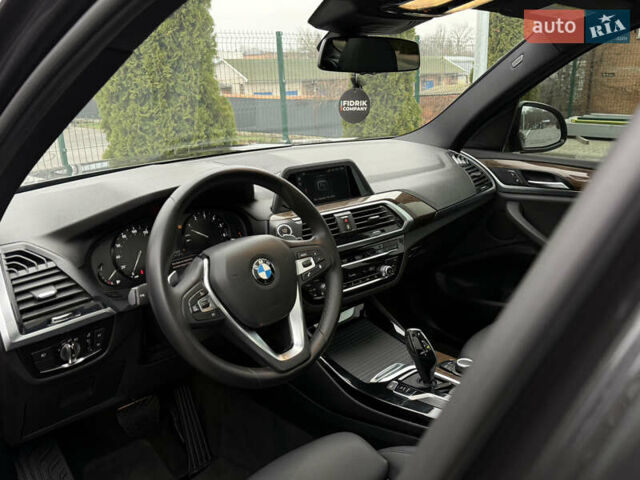 Сірий БМВ Х3, об'ємом двигуна 2 л та пробігом 151 тис. км за 22999 $, фото 24 на Automoto.ua