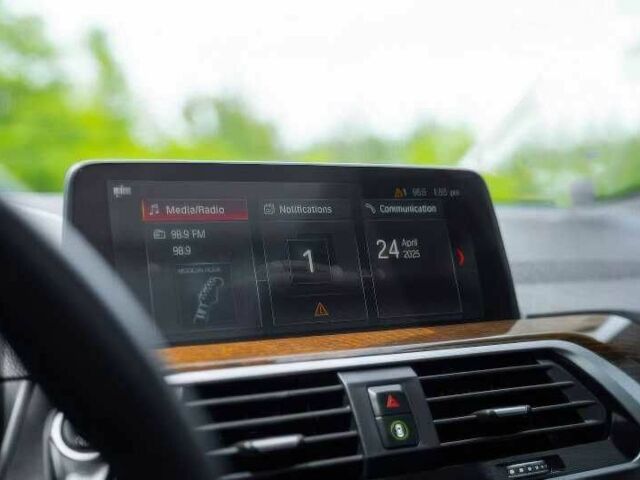 Сірий БМВ Х3, об'ємом двигуна 2 л та пробігом 67 тис. км за 16500 $, фото 10 на Automoto.ua