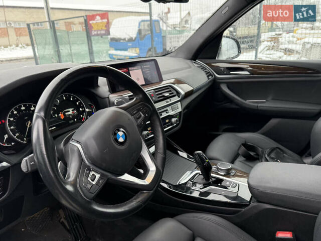 Серый БМВ Х3, объемом двигателя 2 л и пробегом 130 тыс. км за 23400 $, фото 19 на Automoto.ua