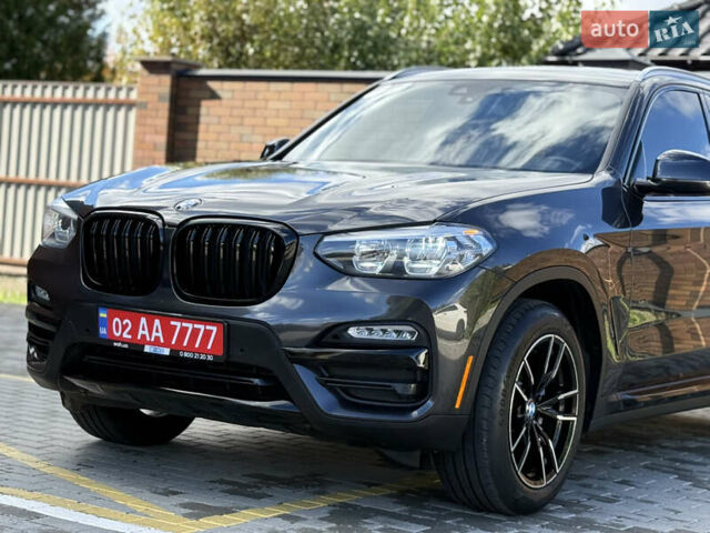 Серый БМВ Х3, объемом двигателя 2 л и пробегом 151 тыс. км за 23900 $, фото 14 на Automoto.ua
