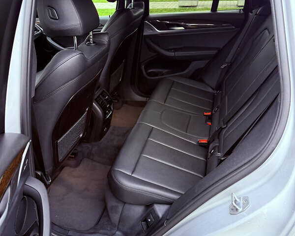 Серый БМВ Х3, объемом двигателя 2 л и пробегом 139 тыс. км за 23900 $, фото 21 на Automoto.ua