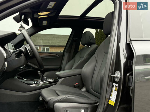 Сірий БМВ Х3, об'ємом двигуна 2 л та пробігом 151 тис. км за 22999 $, фото 21 на Automoto.ua