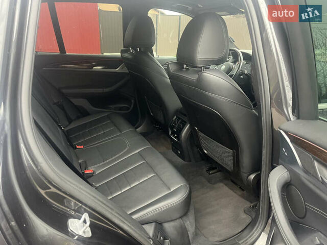 Серый БМВ Х3, объемом двигателя 2 л и пробегом 148 тыс. км за 26400 $, фото 15 на Automoto.ua