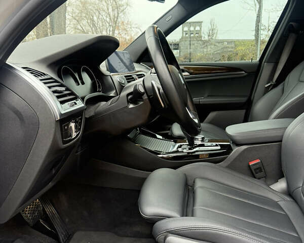 Сірий БМВ Х3, об'ємом двигуна 2 л та пробігом 59 тис. км за 29800 $, фото 12 на Automoto.ua