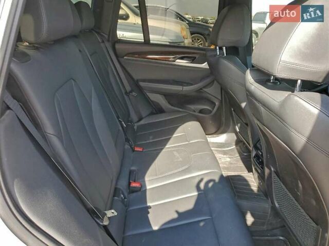 Серый БМВ Х3, объемом двигателя 2 л и пробегом 158 тыс. км за 7400 $, фото 9 на Automoto.ua