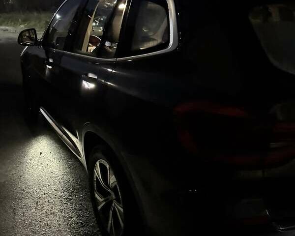 Серый БМВ Х3, объемом двигателя 2 л и пробегом 242 тыс. км за 35900 $, фото 7 на Automoto.ua