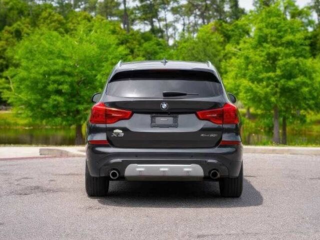 Сірий БМВ Х3, об'ємом двигуна 2 л та пробігом 67 тис. км за 16500 $, фото 4 на Automoto.ua