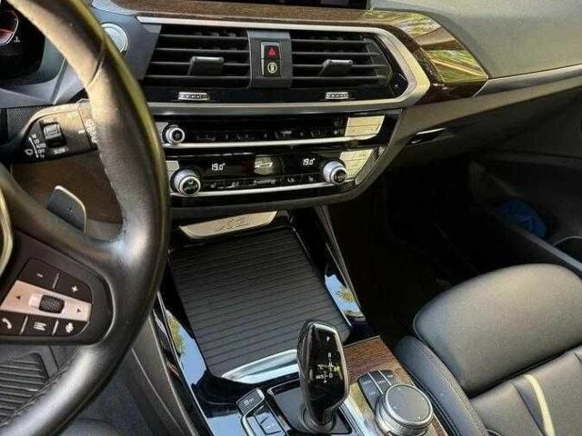 Сірий БМВ Х3, об'ємом двигуна 2 л та пробігом 122 тис. км за 20000 $, фото 8 на Automoto.ua