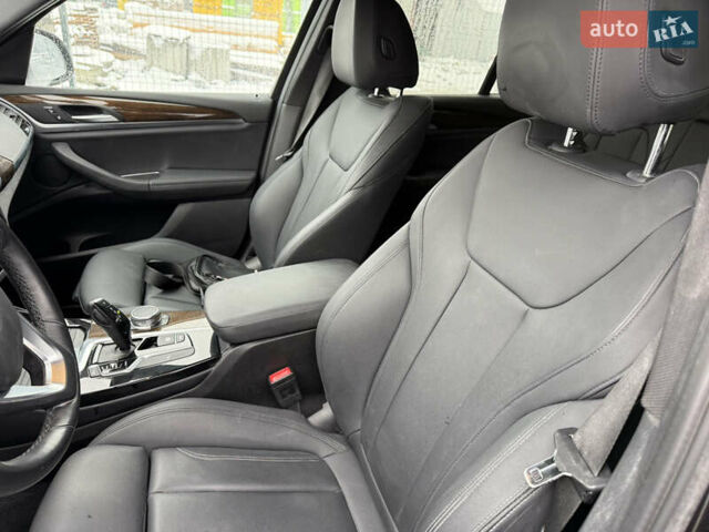 Серый БМВ Х3, объемом двигателя 2 л и пробегом 130 тыс. км за 23400 $, фото 20 на Automoto.ua