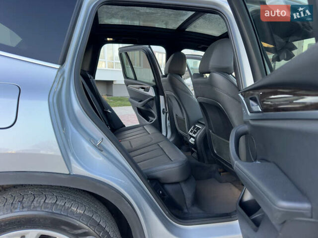 Серый БМВ Х3, объемом двигателя 2 л и пробегом 114 тыс. км за 27899 $, фото 29 на Automoto.ua