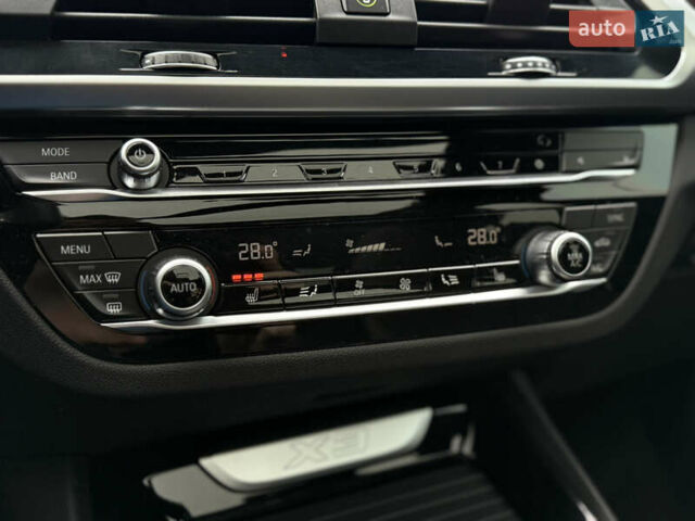 Сірий БМВ Х3, об'ємом двигуна 2 л та пробігом 151 тис. км за 22999 $, фото 33 на Automoto.ua