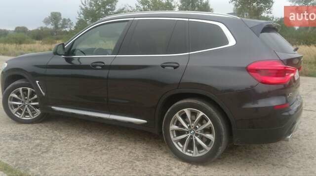 Серый БМВ Х3, объемом двигателя 2 л и пробегом 191 тыс. км за 25900 $, фото 5 на Automoto.ua