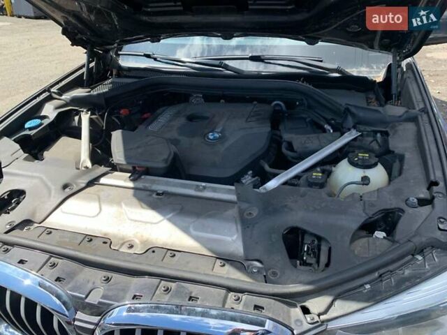 Серый БМВ Х3, объемом двигателя 2 л и пробегом 191 тыс. км за 25900 $, фото 16 на Automoto.ua