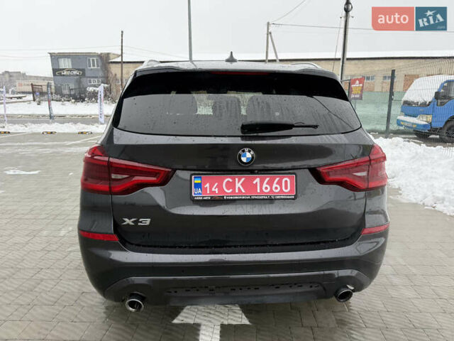 Серый БМВ Х3, объемом двигателя 2 л и пробегом 130 тыс. км за 23400 $, фото 9 на Automoto.ua