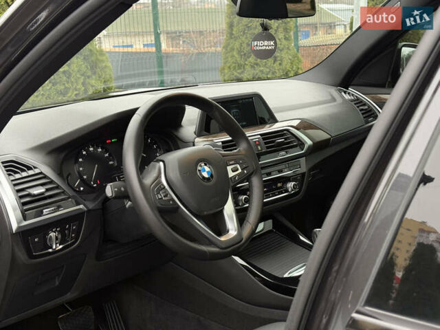 Сірий БМВ Х3, об'ємом двигуна 2 л та пробігом 151 тис. км за 22999 $, фото 20 на Automoto.ua