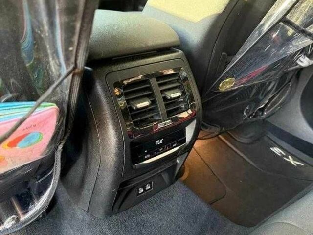 Сірий БМВ Х3, об'ємом двигуна 2 л та пробігом 122 тис. км за 20000 $, фото 7 на Automoto.ua