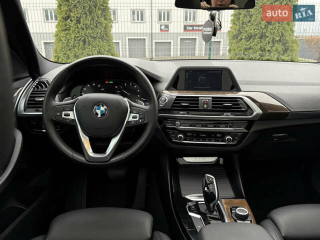 Сірий БМВ Х3, об'ємом двигуна 2 л та пробігом 151 тис. км за 22999 $, фото 26 на Automoto.ua