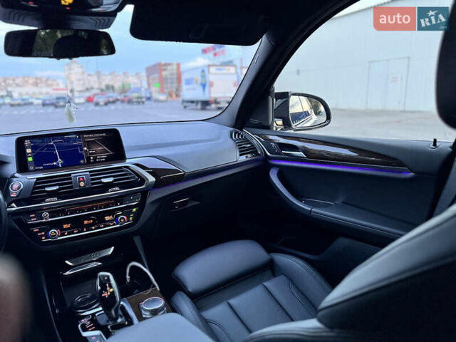 Серый БМВ Х3, объемом двигателя 2 л и пробегом 114 тыс. км за 31000 $, фото 15 на Automoto.ua