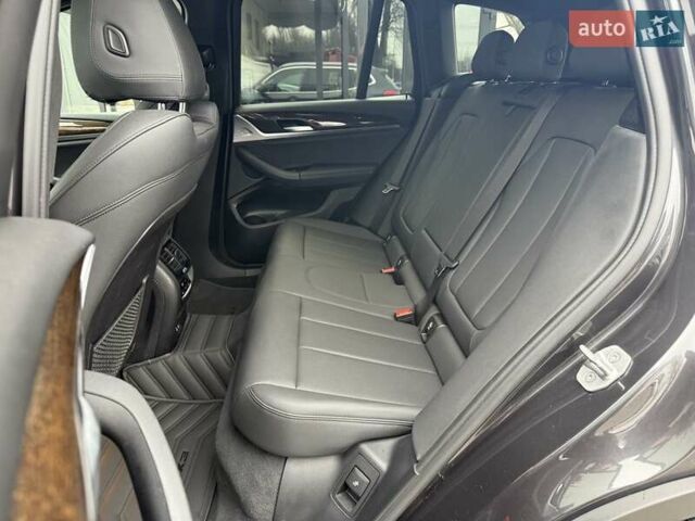 Серый БМВ Х3, объемом двигателя 2 л и пробегом 136 тыс. км за 31500 $, фото 32 на Automoto.ua