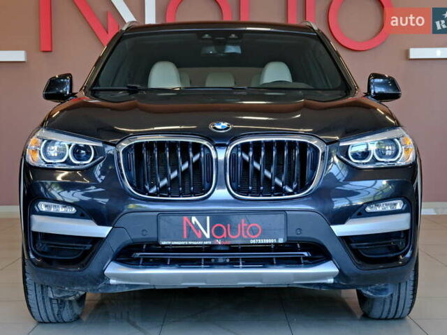 Сірий БМВ Х3, об'ємом двигуна 2 л та пробігом 61 тис. км за 26900 $, фото 2 на Automoto.ua