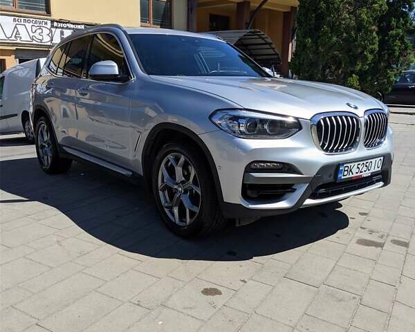 Серый БМВ Х3, объемом двигателя 2 л и пробегом 18 тыс. км за 28500 $, фото 5 на Automoto.ua