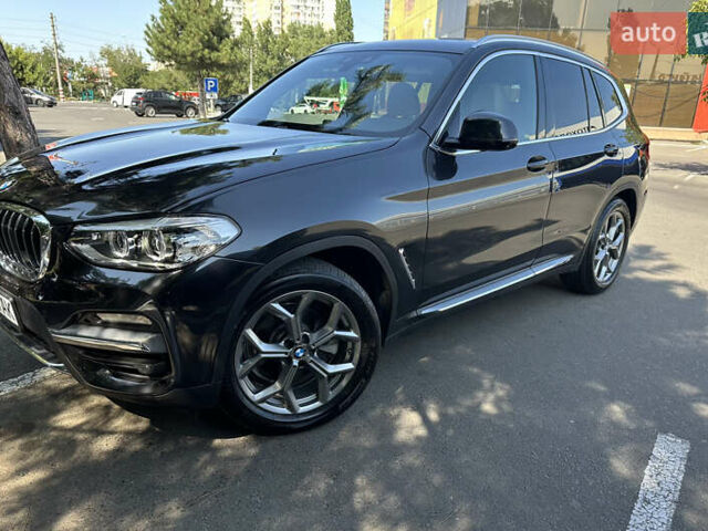 Серый БМВ Х3, объемом двигателя 2 л и пробегом 81 тыс. км за 29000 $, фото 4 на Automoto.ua