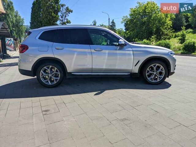 Серый БМВ Х3, объемом двигателя 2 л и пробегом 18 тыс. км за 28500 $, фото 12 на Automoto.ua