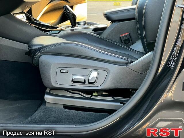 Серый БМВ Х3, объемом двигателя 2 л и пробегом 140 тыс. км за 35500 $, фото 10 на Automoto.ua