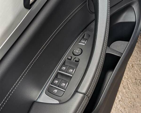 Серый БМВ Х3, объемом двигателя 2 л и пробегом 18 тыс. км за 28500 $, фото 32 на Automoto.ua