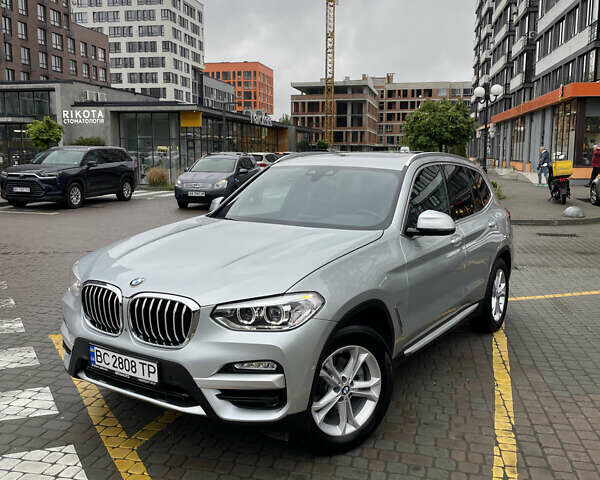 Серый БМВ Х3, объемом двигателя 2 л и пробегом 109 тыс. км за 29200 $, фото 19 на Automoto.ua