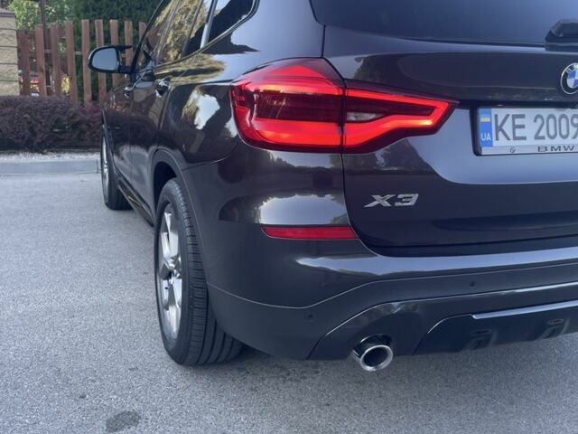 Сірий БМВ Х3, об'ємом двигуна 2 л та пробігом 49 тис. км за 31000 $, фото 9 на Automoto.ua